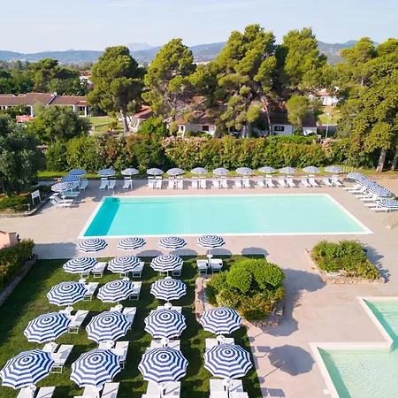 Hotel Agrustos