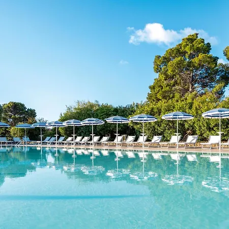 Hotel Agrustos 4*