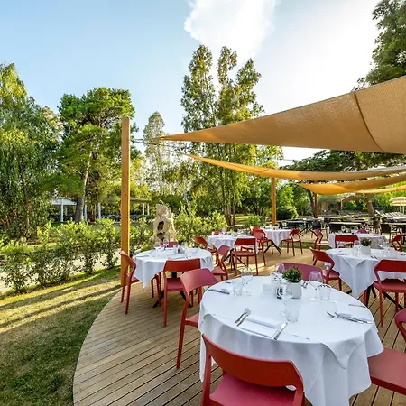 Hotel Agrustos