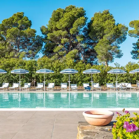 Agrustos Hotel