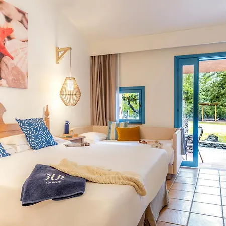 Agrustos Hotel